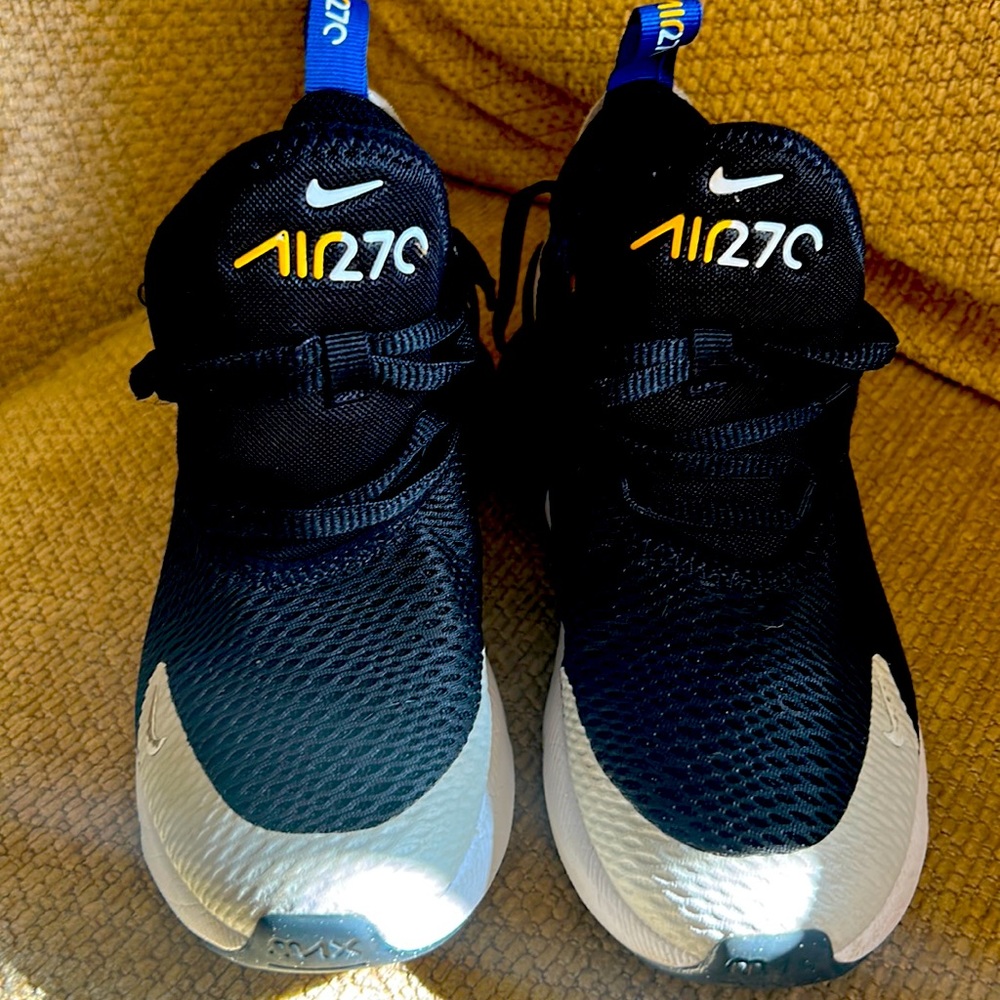 Nike Air Boys Size 1 Y